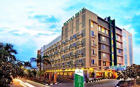Royal Palm Hotel & Conference Center Cengkareng